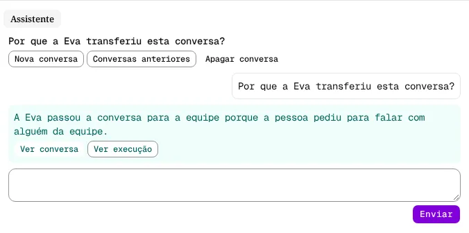 Painel Assistente com a resposta sobre a transferência da conversa e os botões Ver conversa e Ver execução.